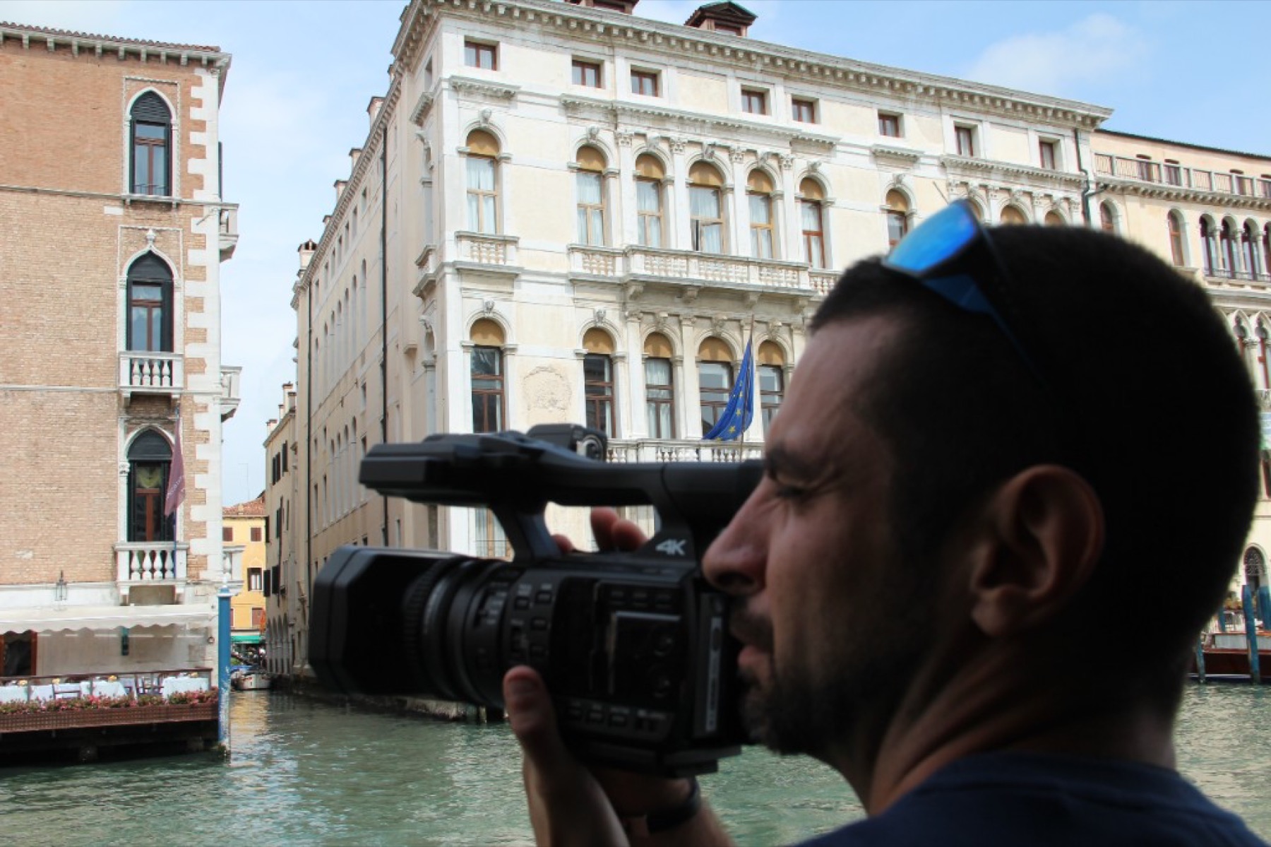 Venice market, On location