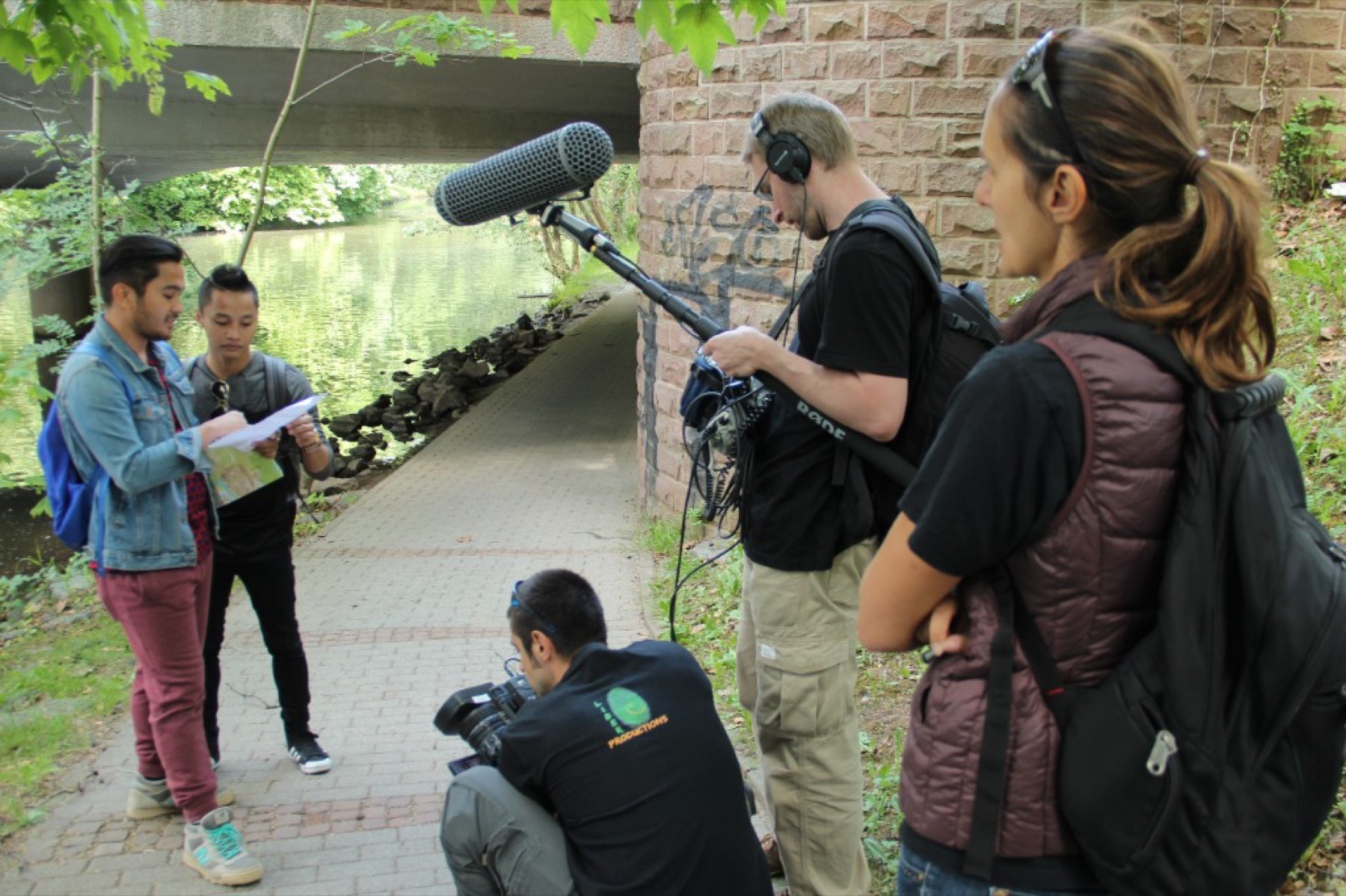 Bridge shoot, Libero crew